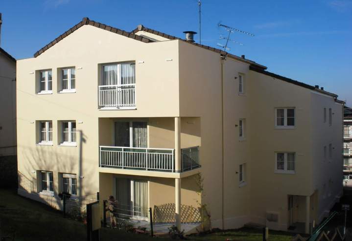 Peinture de façade, Île-de-France