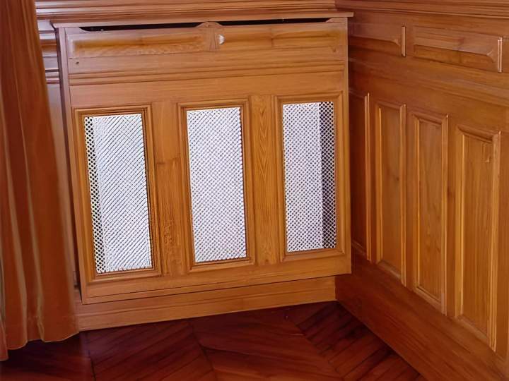 Cache-radiateur en bois, Île-de-France