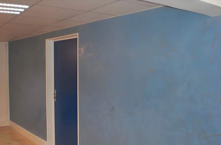 Mur intérieur peint avec un effet décoratif, Île-de-France