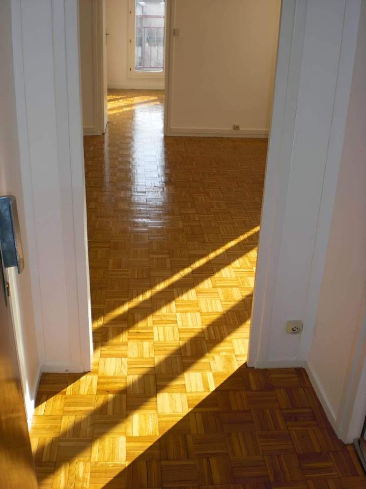 Parquet en lames de bois massifs vitrifié, Île-de-France