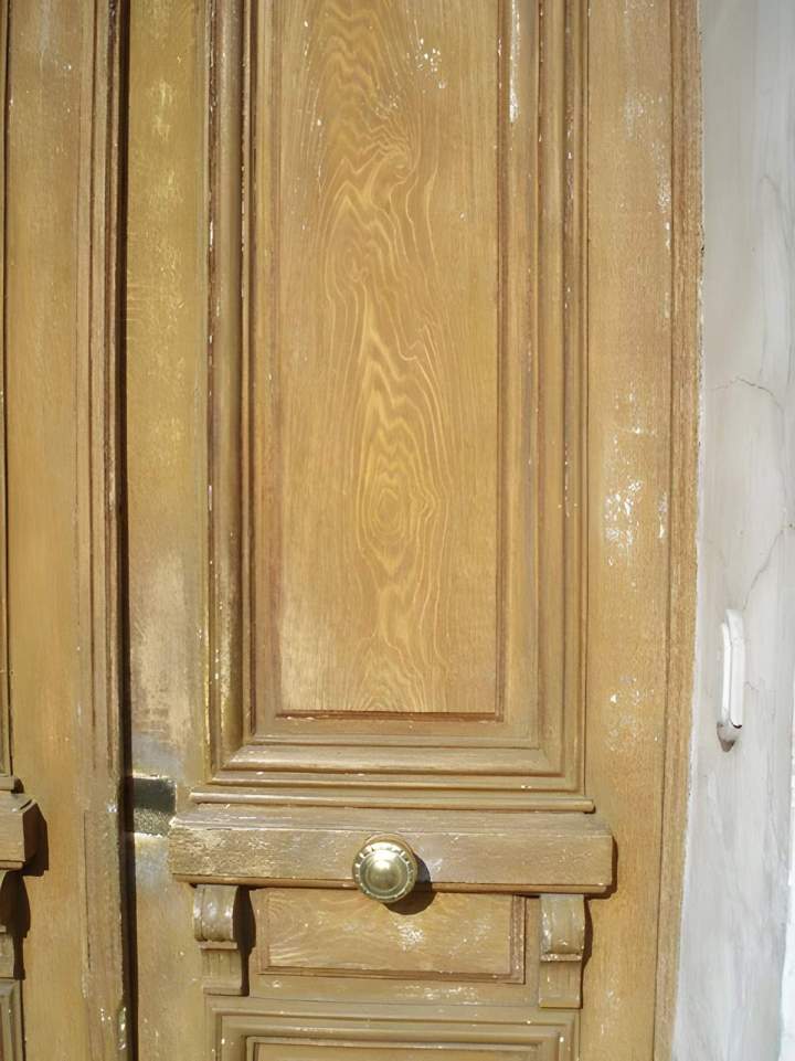 Porte ancienne en bois, Île-de-France