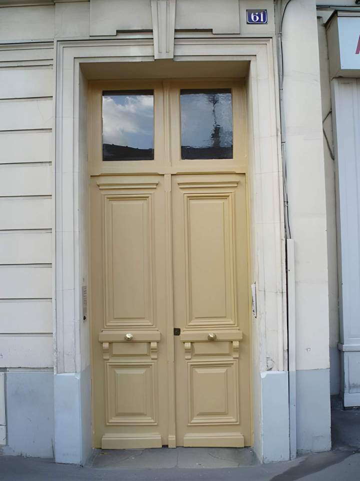 Porte d'entrée à deux battants, Île-de-France